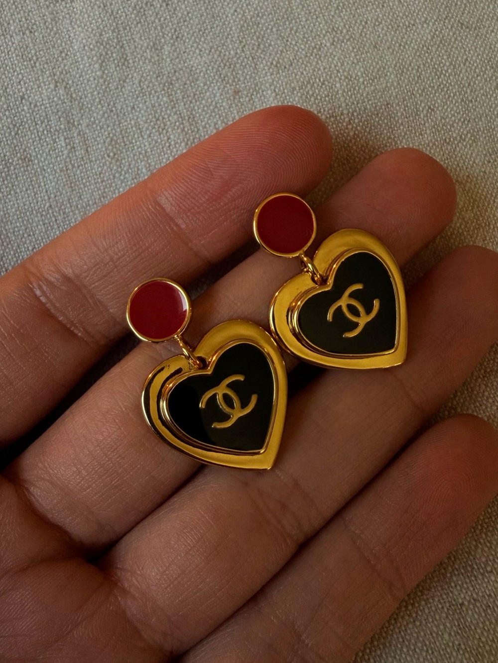 ❤️Chanel Gold and Black Heart Drop Earrings with Red Accents🖤 - Picture 4 of 6